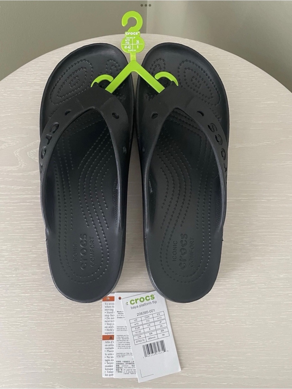 NWT Crocs Baya Platform Flip Size 10